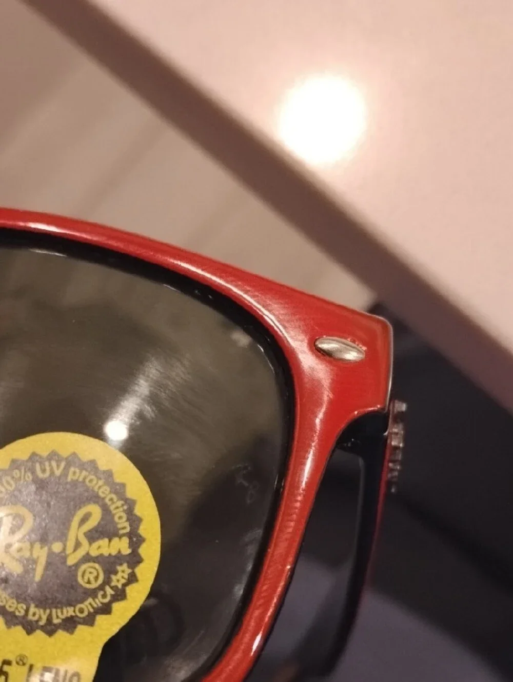 Ray-Ban Wayfarer Red Frame Sunglasses with Green Lenses